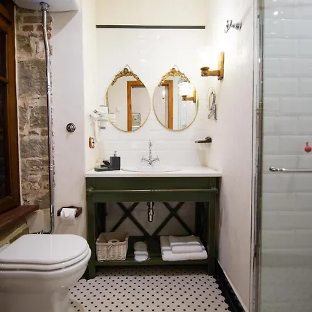 Ebel Pool&spa Hotel Korce