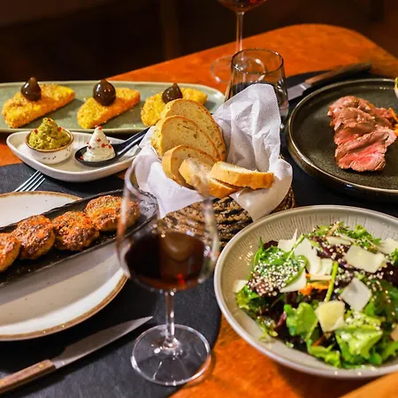 Ebel Pool&spa 5* Korce