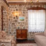 Hotel Ebel Pool & Korce