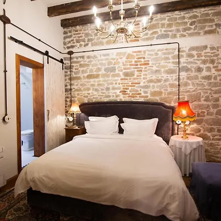 Ebel Pool & 5* Korça
