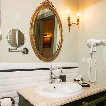 Ebel Pool & Otel Görice