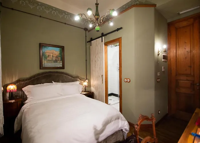 מלון Ebel Pool & 5*