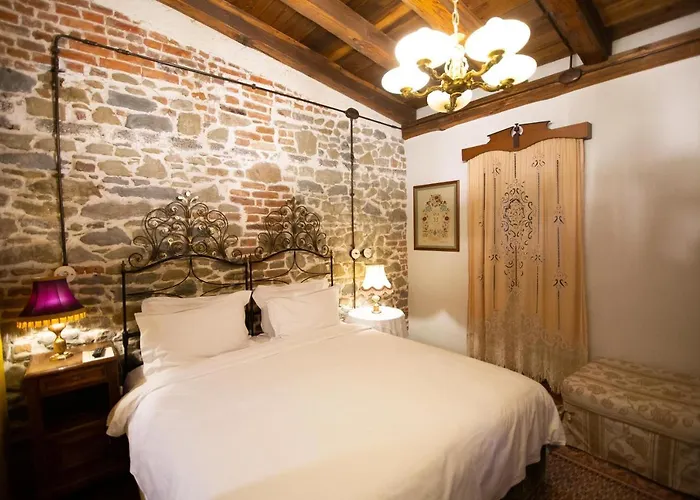 מלון Ebel Pool & 5*