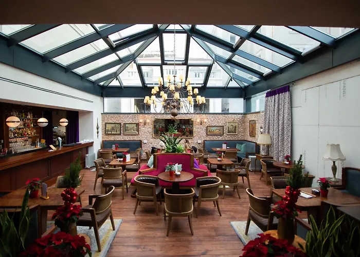 מלון Ebel Pool &